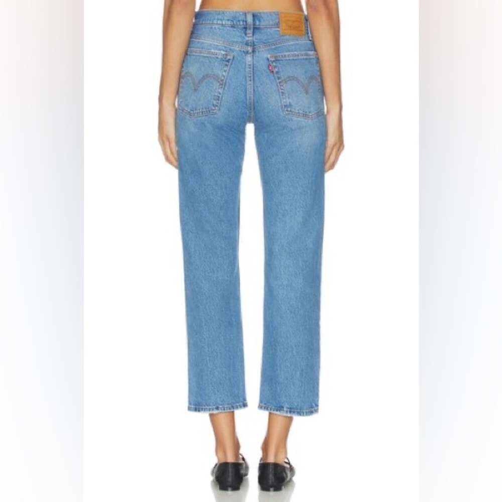 Levi's Women's Straight Leg Jeans in Light Blue Denim